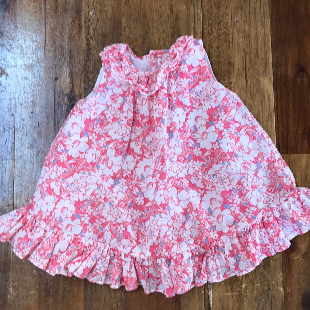 Baby summer dress with matching bloomer